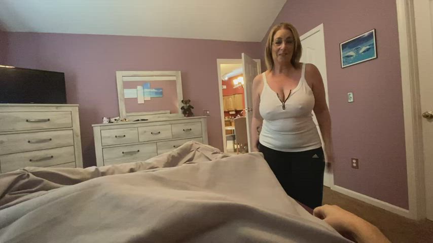 Amateur massive melons Breeding Handjob MILF Natural boobs Pornstar Step-Mom Step-Son Porn GIF