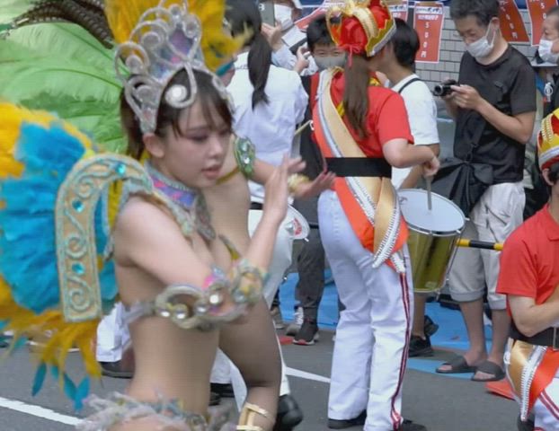Pretty Dancing Japanese Porn GIF