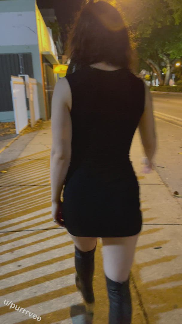 Bending Over behind Plug Exhibitionism Exhibitionist Goth Outdoor Public Twerking Upskirt Porn GIF